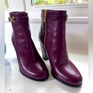 Beautiful Michael Kors ankle boots! Brand new!